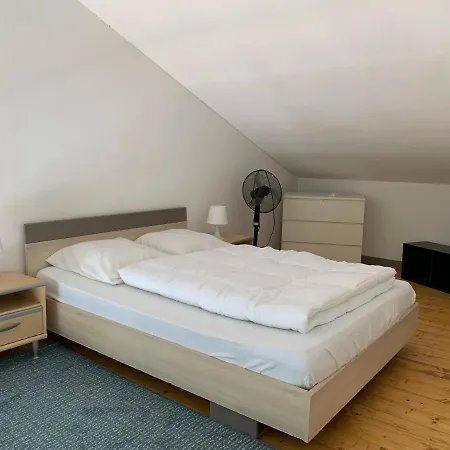 Confort En Mezzanine A 20mn A Pied Du Centre-ville Avec Tv Et Wifi Appartement